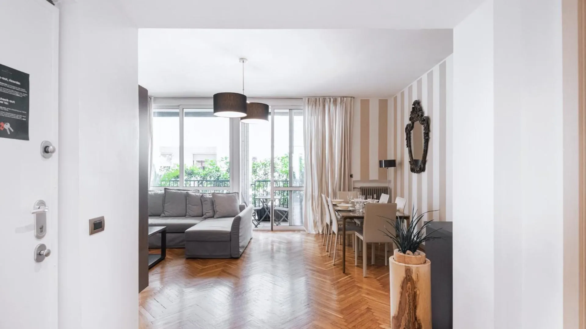 Appartement Easylife - Appartamento Con Balcone In Centralefs Milaan Italië